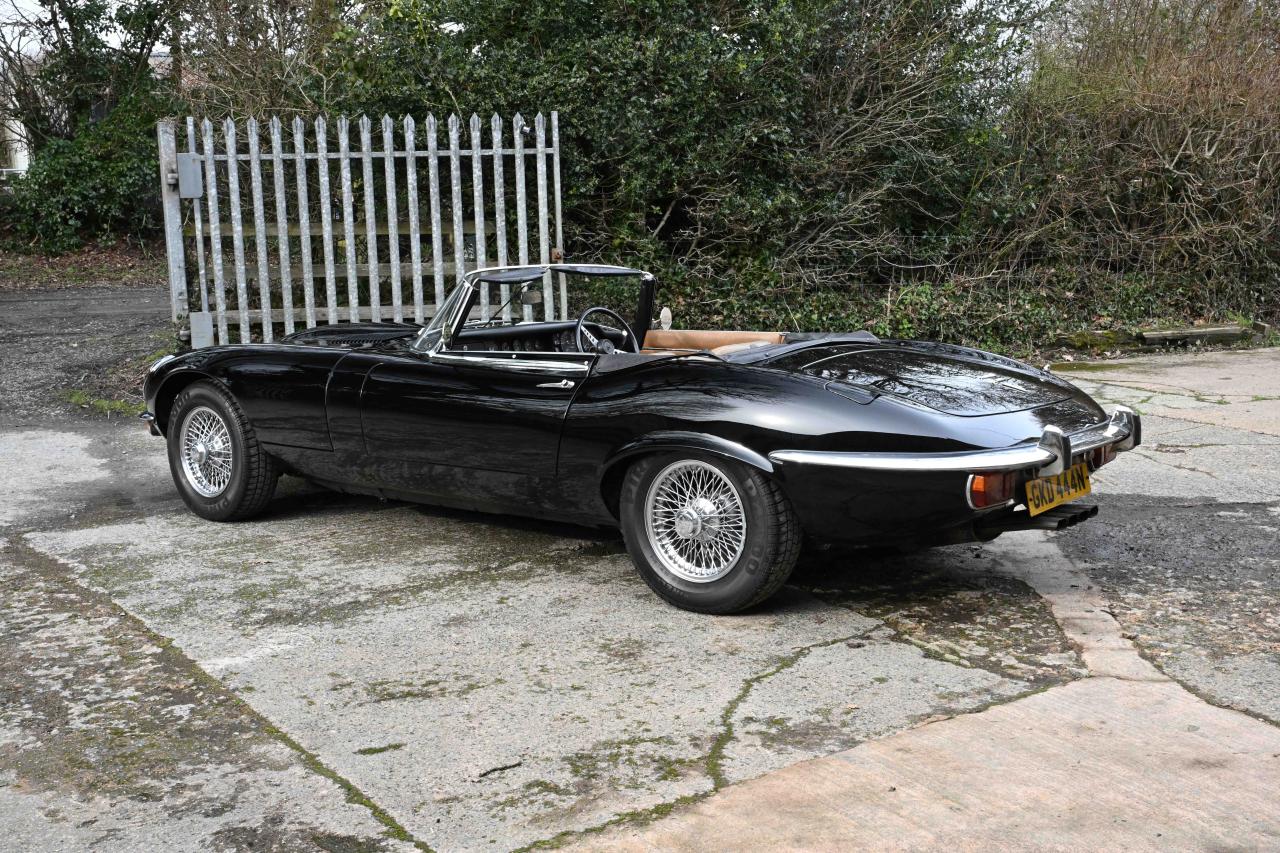 1974 Jaguar E-Type Series III (Commemorative Edition)
