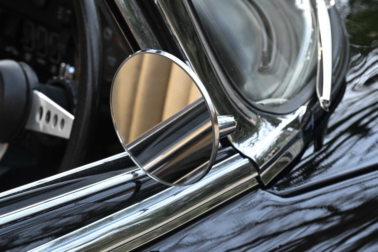 1974 Jaguar E-Type Series III (Commemorative Edition)