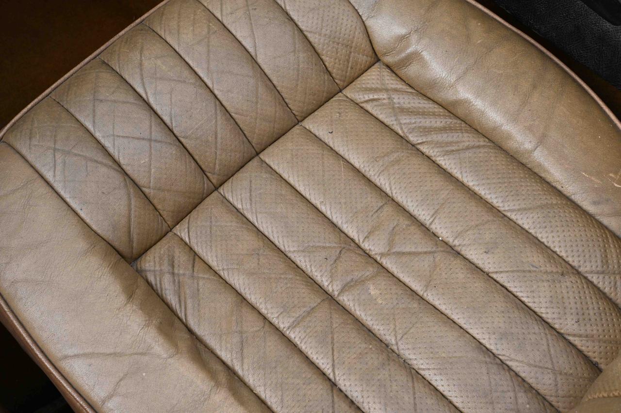 1974 Jaguar E-Type Series III (Commemorative Edition)