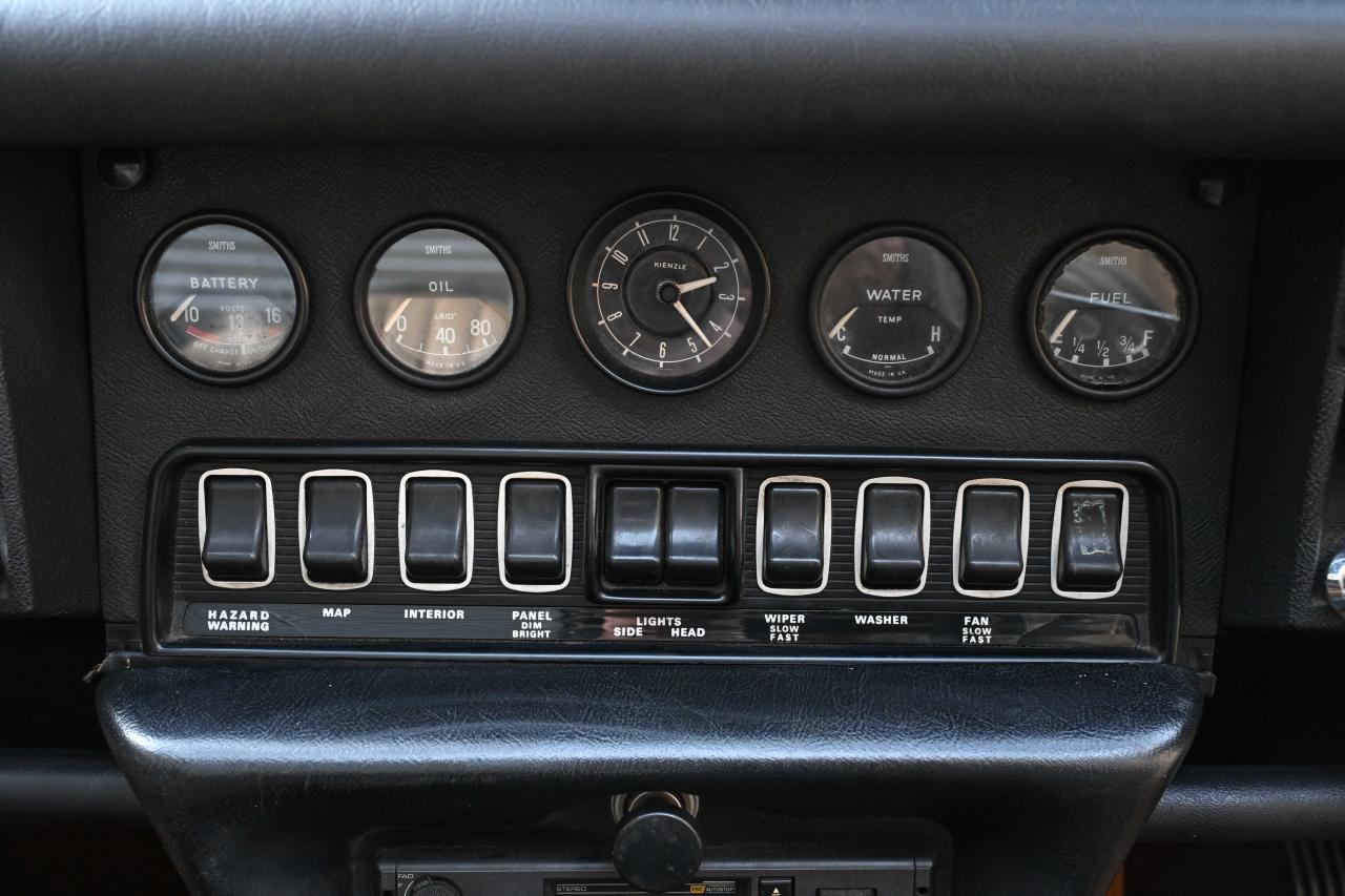 1974 Jaguar E-Type Series III (Commemorative Edition)