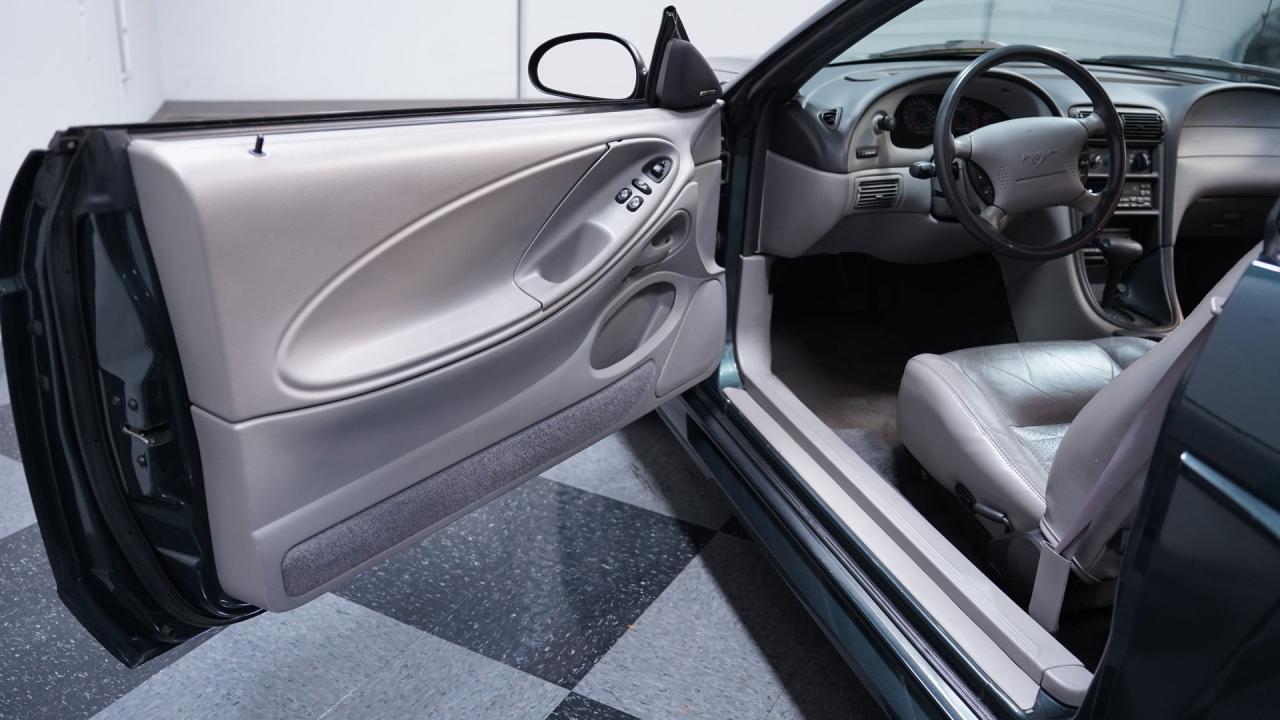 1999 Ford Mustang GT