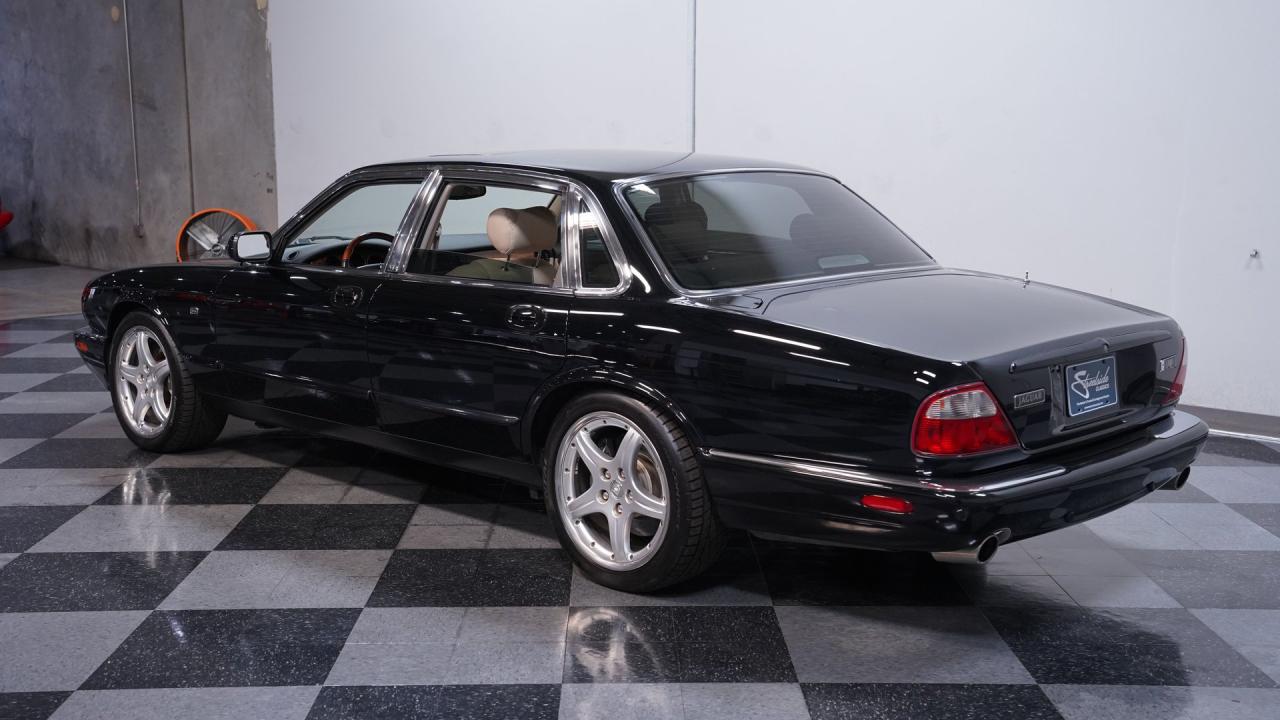 2003 Jaguar XJR R1 Supercharged