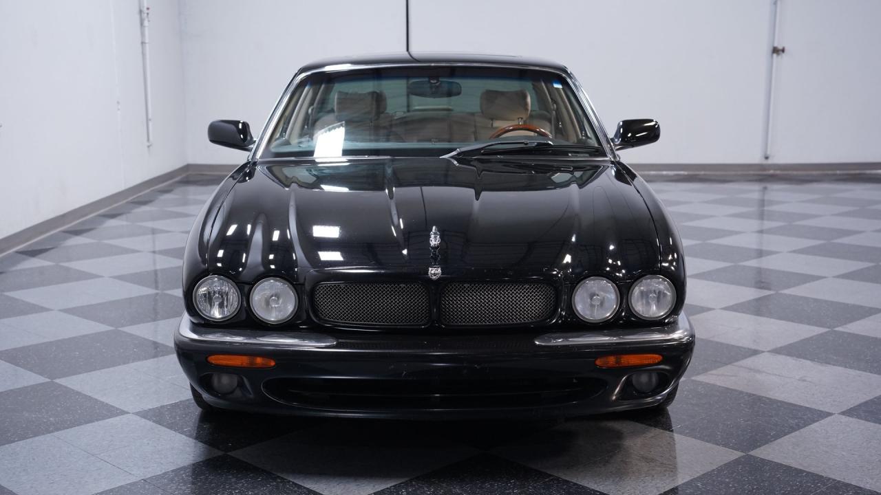 2003 Jaguar XJR R1 Supercharged