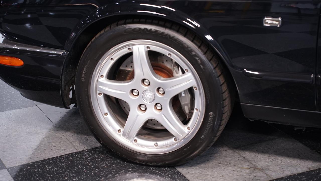 2003 Jaguar XJR R1 Supercharged