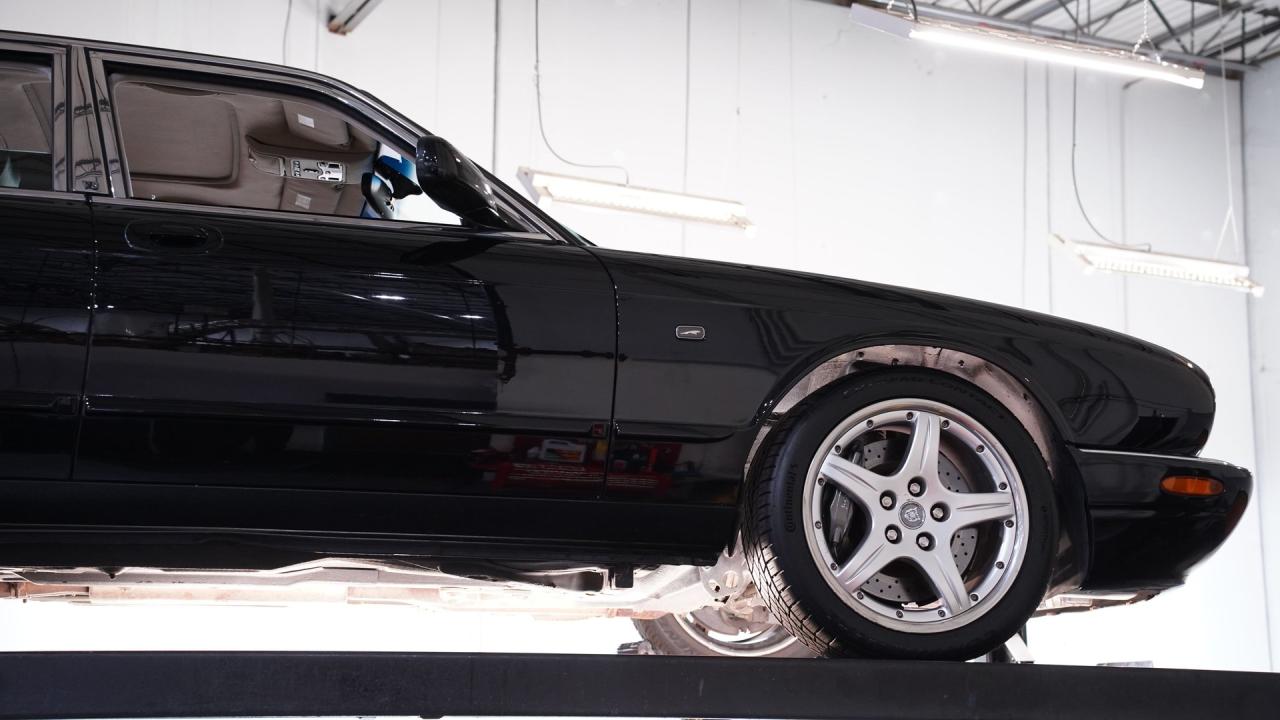 2003 Jaguar XJR R1 Supercharged