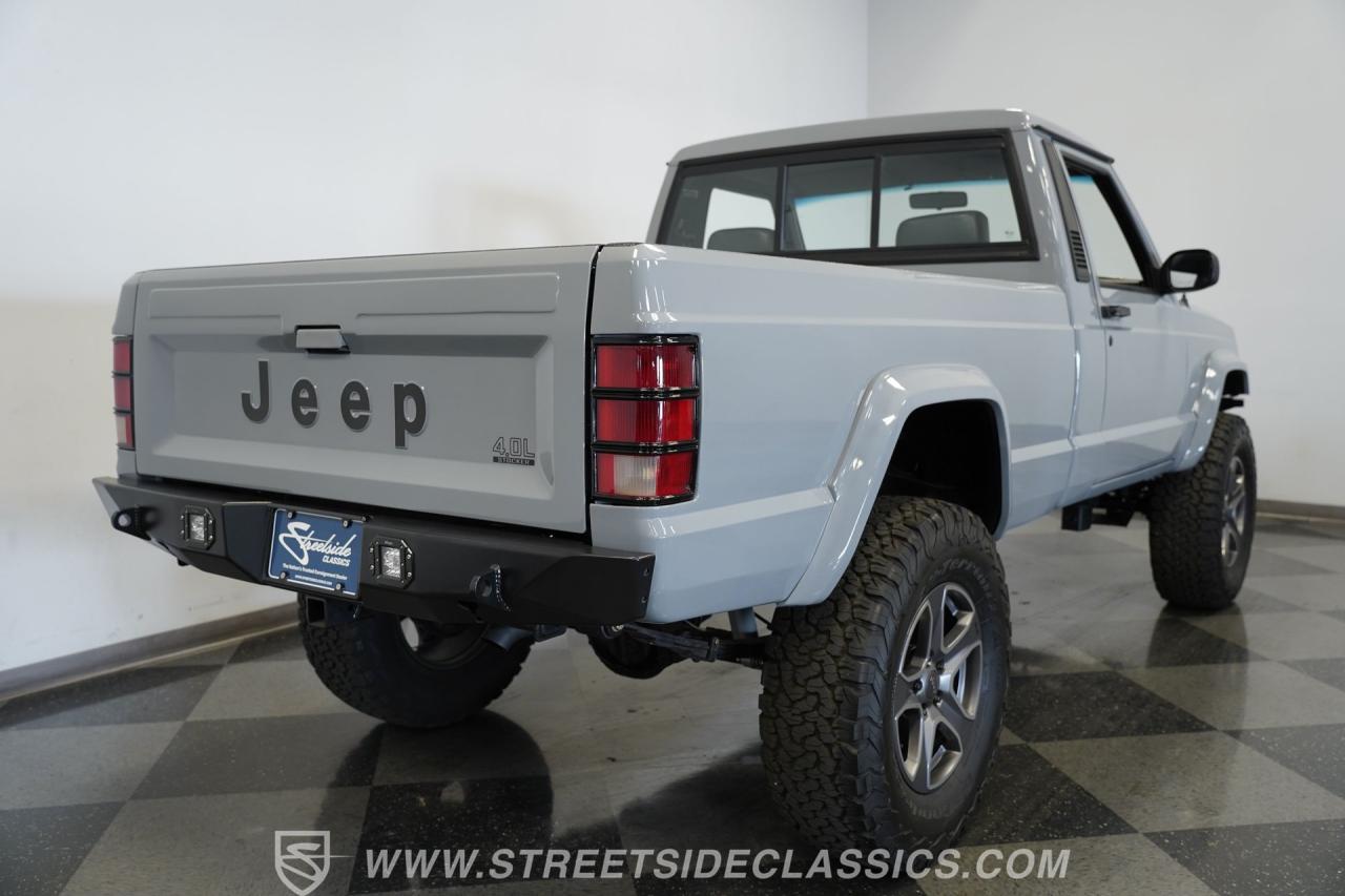 1990 Jeep Comanche Pioneer 4X4