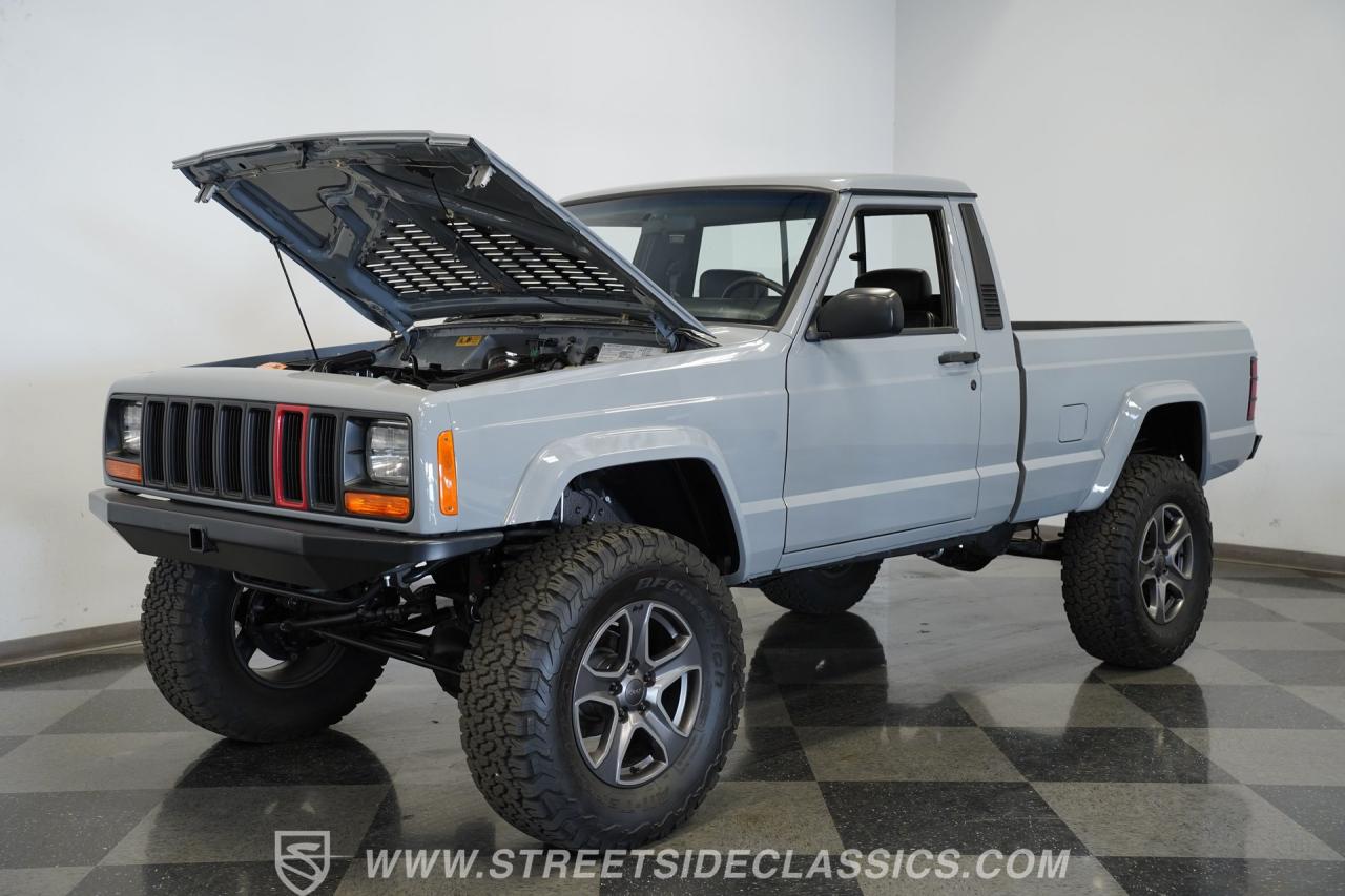 1990 Jeep Comanche Pioneer 4X4