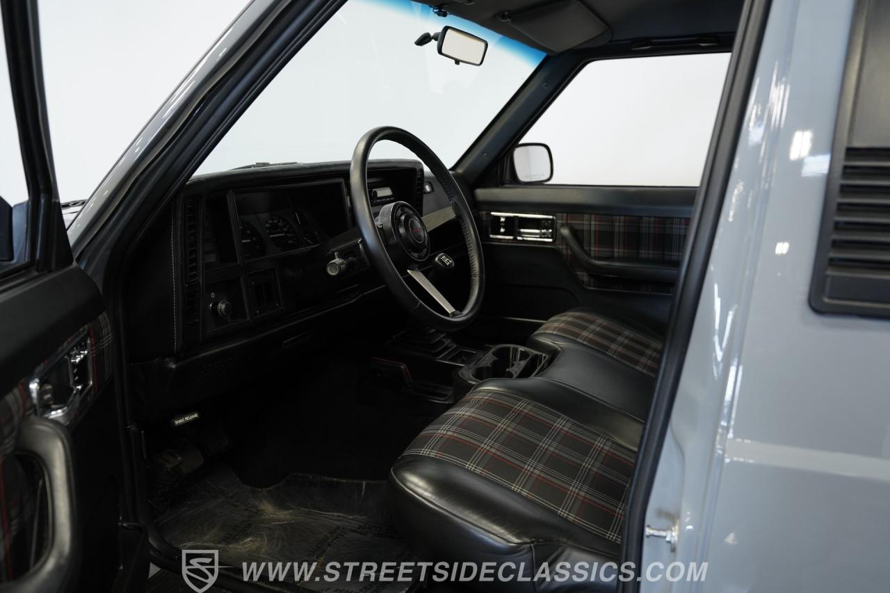 1990 Jeep Comanche Pioneer 4X4