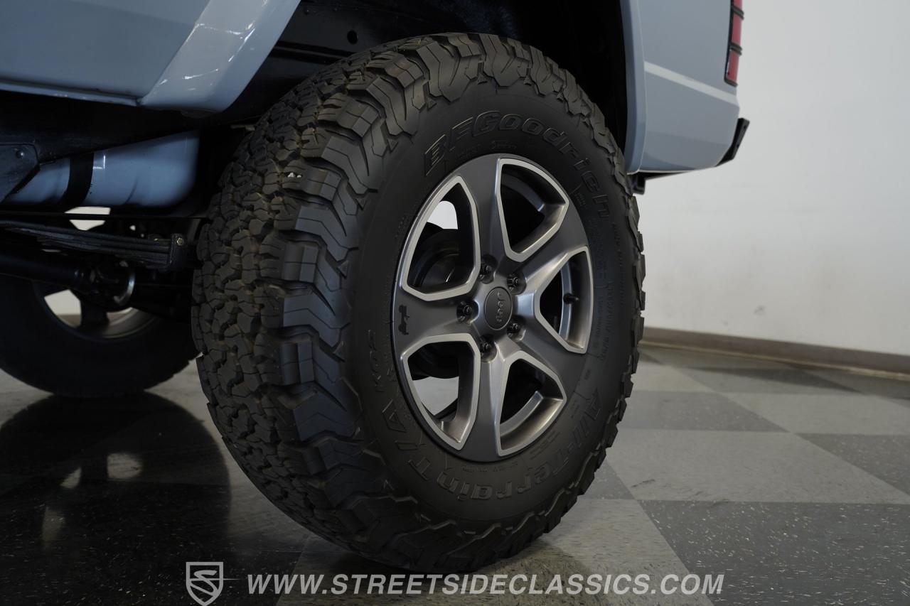 1990 Jeep Comanche Pioneer 4X4