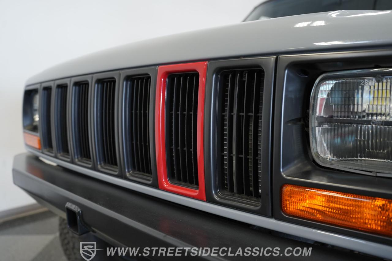 1990 Jeep Comanche Pioneer 4X4