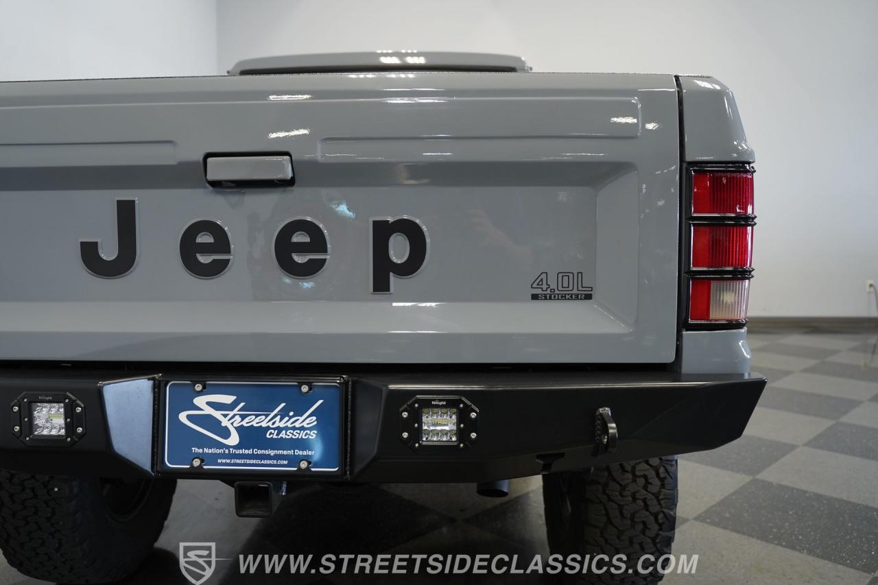 1990 Jeep Comanche Pioneer 4X4