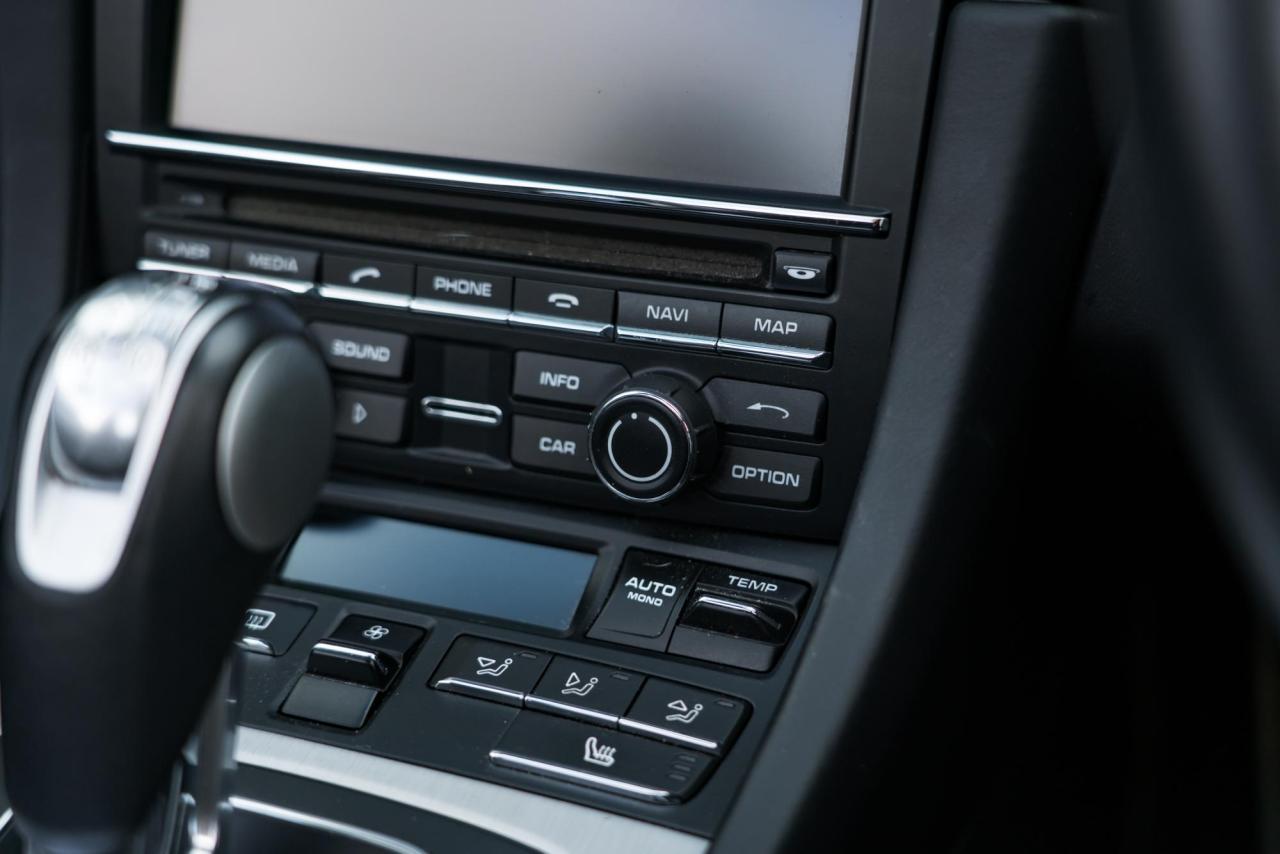 2013 Porsche 911 Carrera 