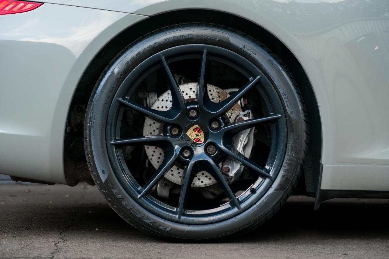 2013 Porsche 911 Carrera 