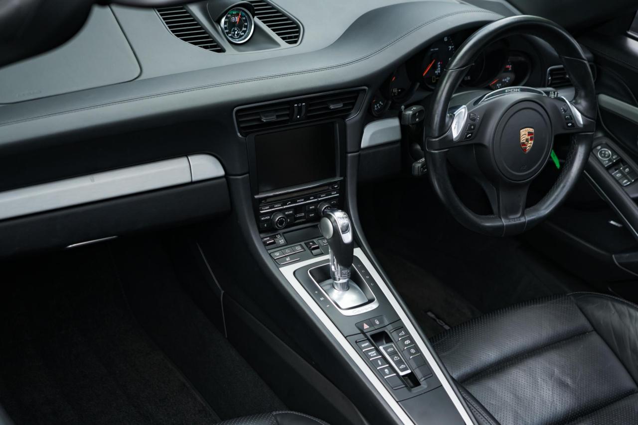 2013 Porsche 911 Carrera 