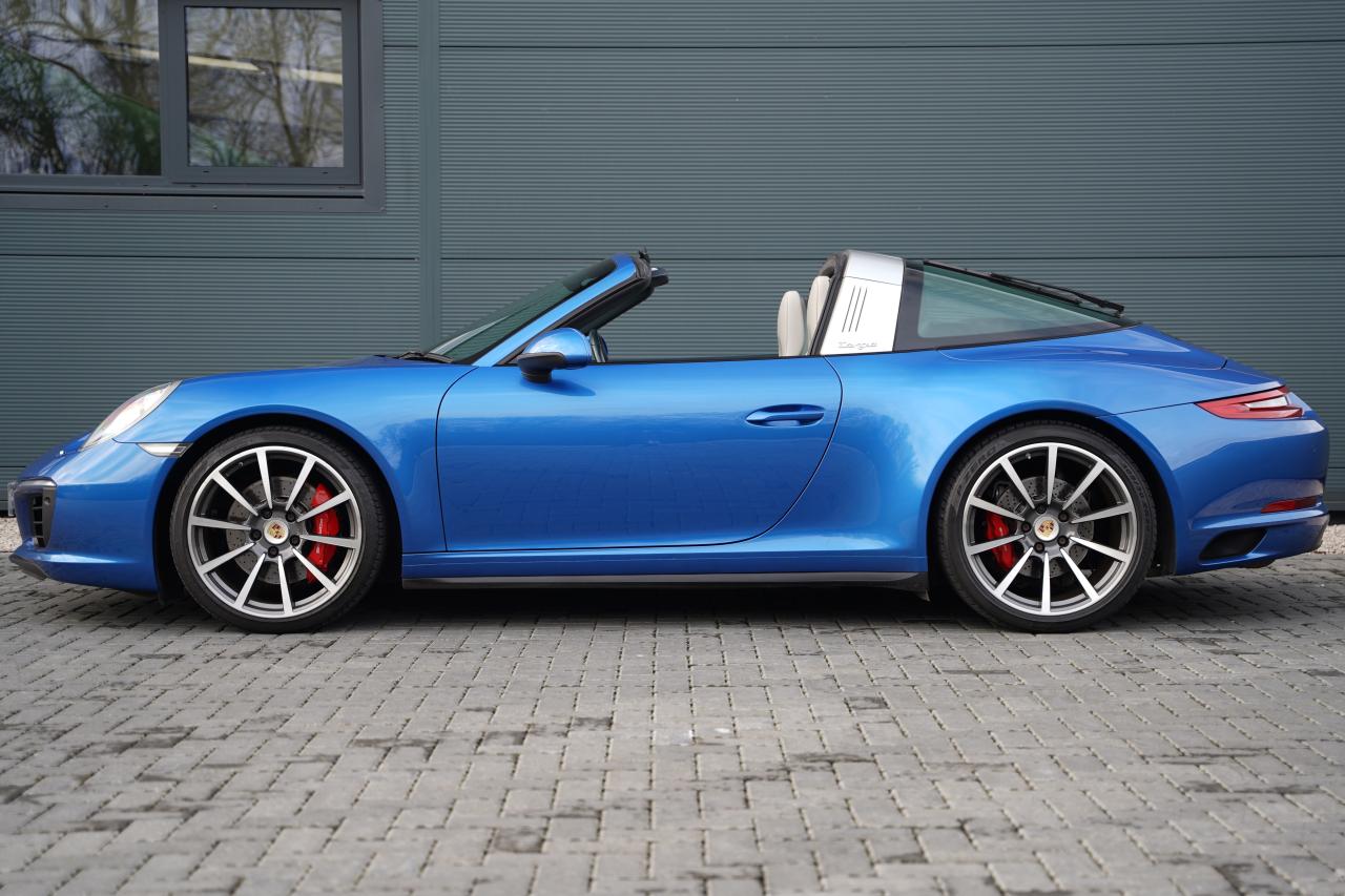 2017 Porsche 911