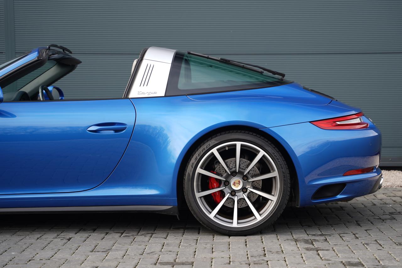 2017 Porsche 911