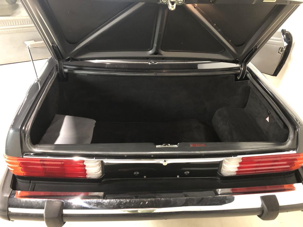 1988 Mercedes - Benz 500 series