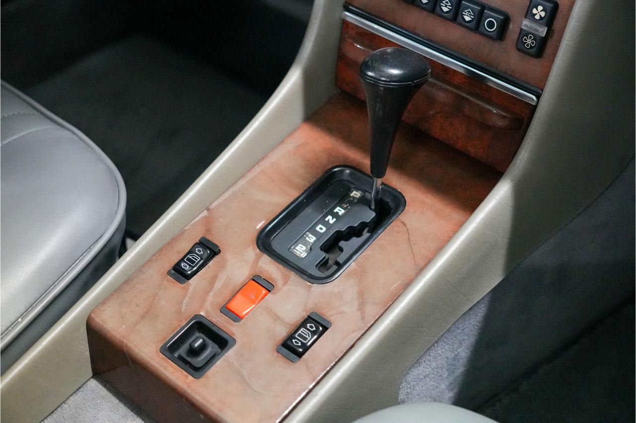 1988 Mercedes - Benz 500 series