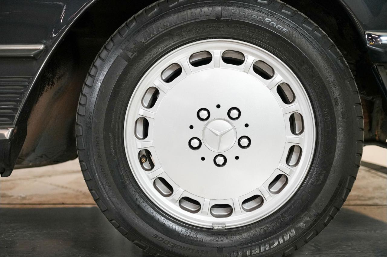 1988 Mercedes - Benz 500 series