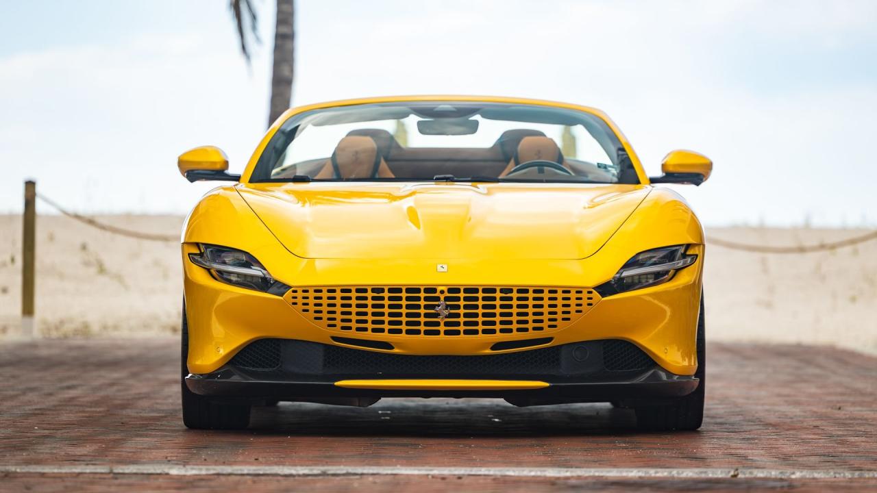 2024 Ferrari ROMA SPIDER