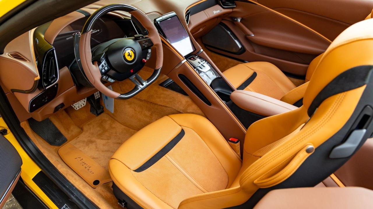 2024 Ferrari ROMA SPIDER