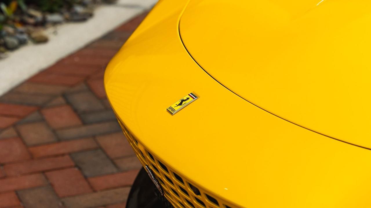 2024 Ferrari ROMA SPIDER