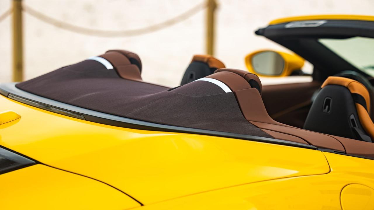 2024 Ferrari ROMA SPIDER