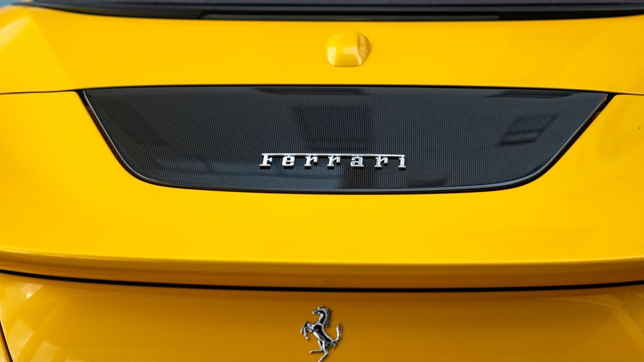 2024 Ferrari ROMA SPIDER