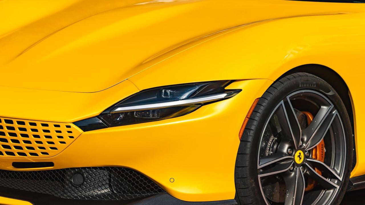 2024 Ferrari ROMA SPIDER
