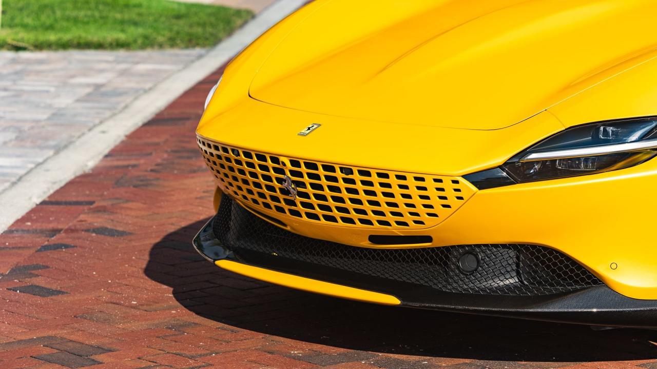 2024 Ferrari ROMA SPIDER