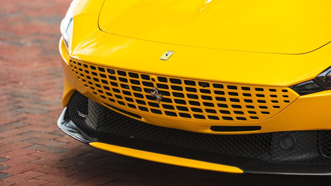 2024 Ferrari ROMA SPIDER