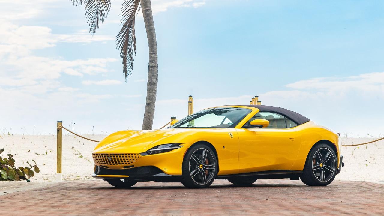 2024 Ferrari ROMA SPIDER