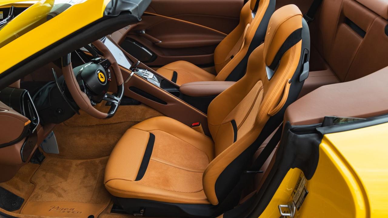 2024 Ferrari ROMA SPIDER
