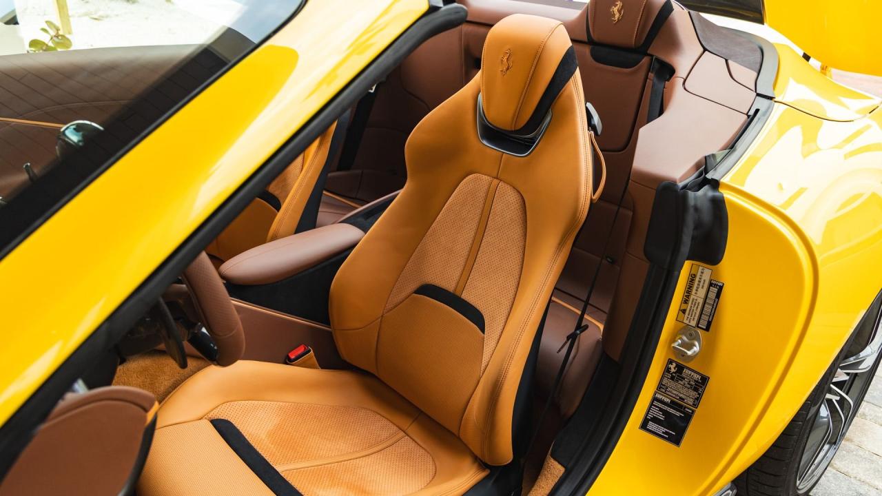 2024 Ferrari ROMA SPIDER