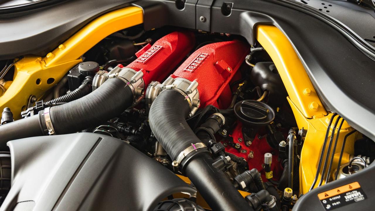 2024 Ferrari ROMA SPIDER