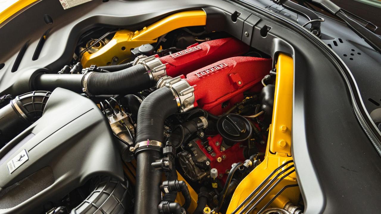 2024 Ferrari ROMA SPIDER