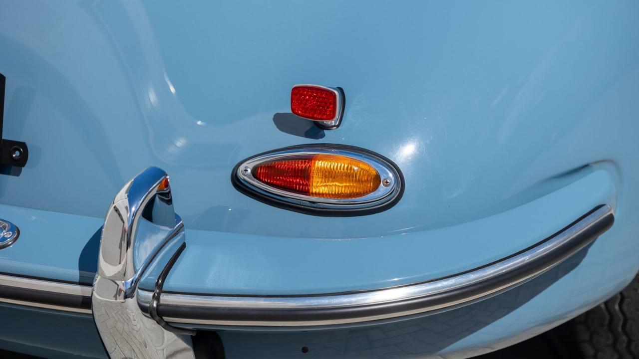1961 Porsche 356 B 1600  D'Ieteren Roadster