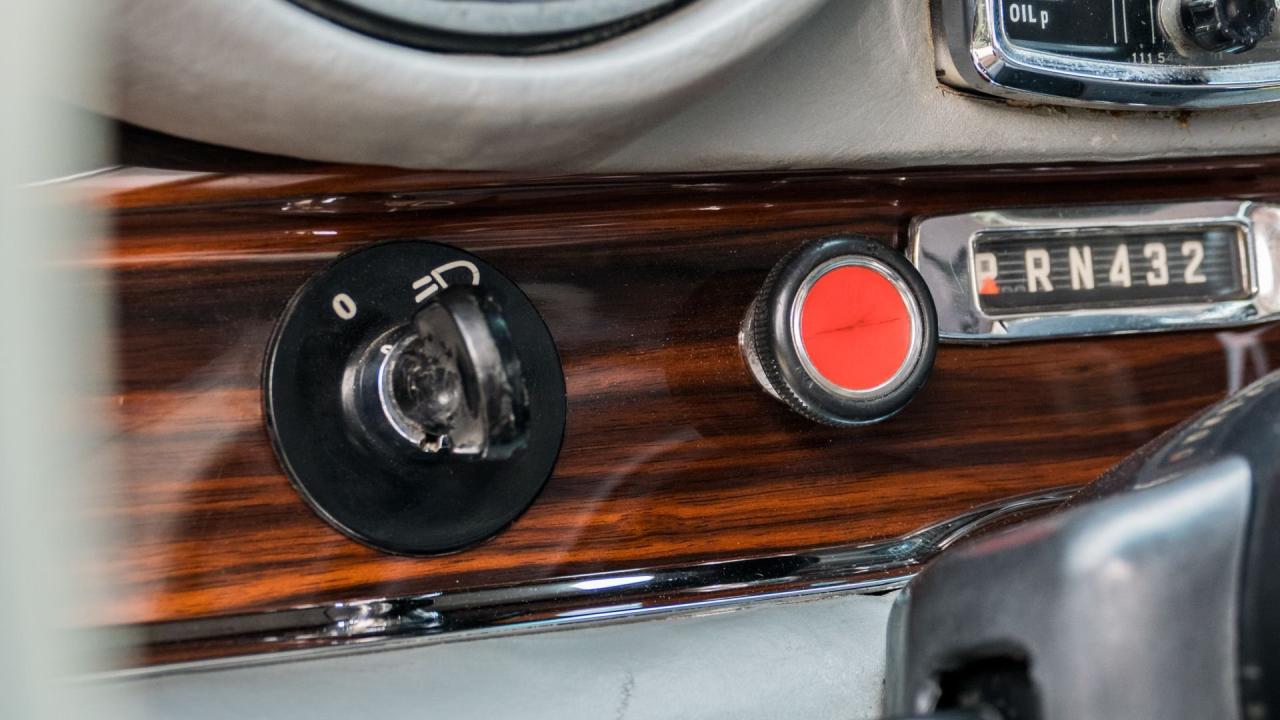 1969 Mercedes - Benz 280 SE Cabriolet