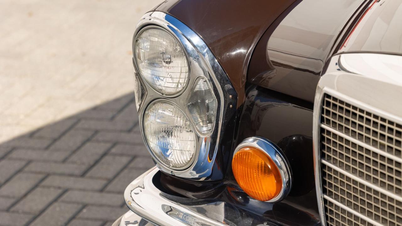 1971 Mercedes - Benz 280 SE 3.5 CABRIOLET