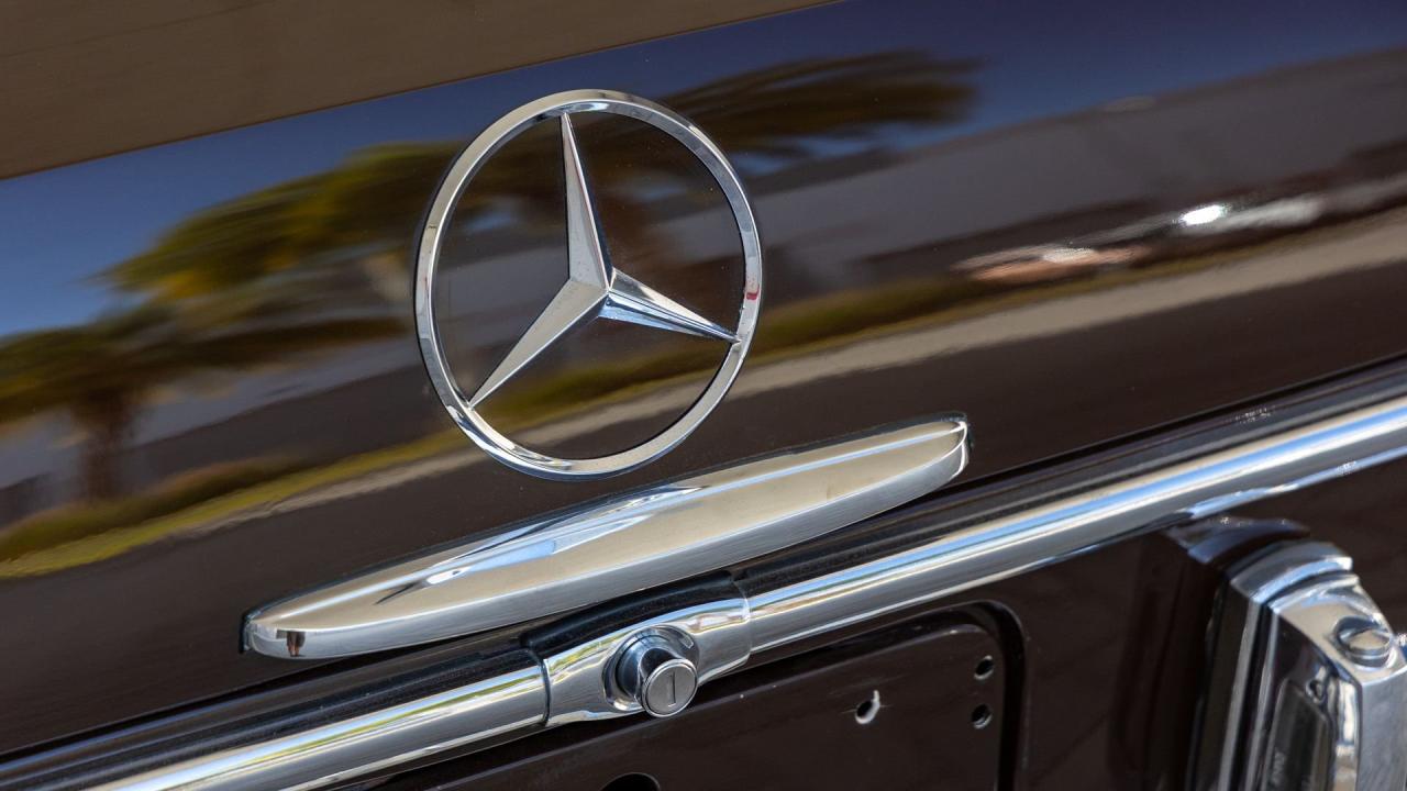 1971 Mercedes - Benz 280 SE 3.5 CABRIOLET