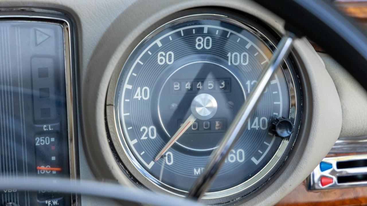 1971 Mercedes - Benz 280 SE 3.5 CABRIOLET