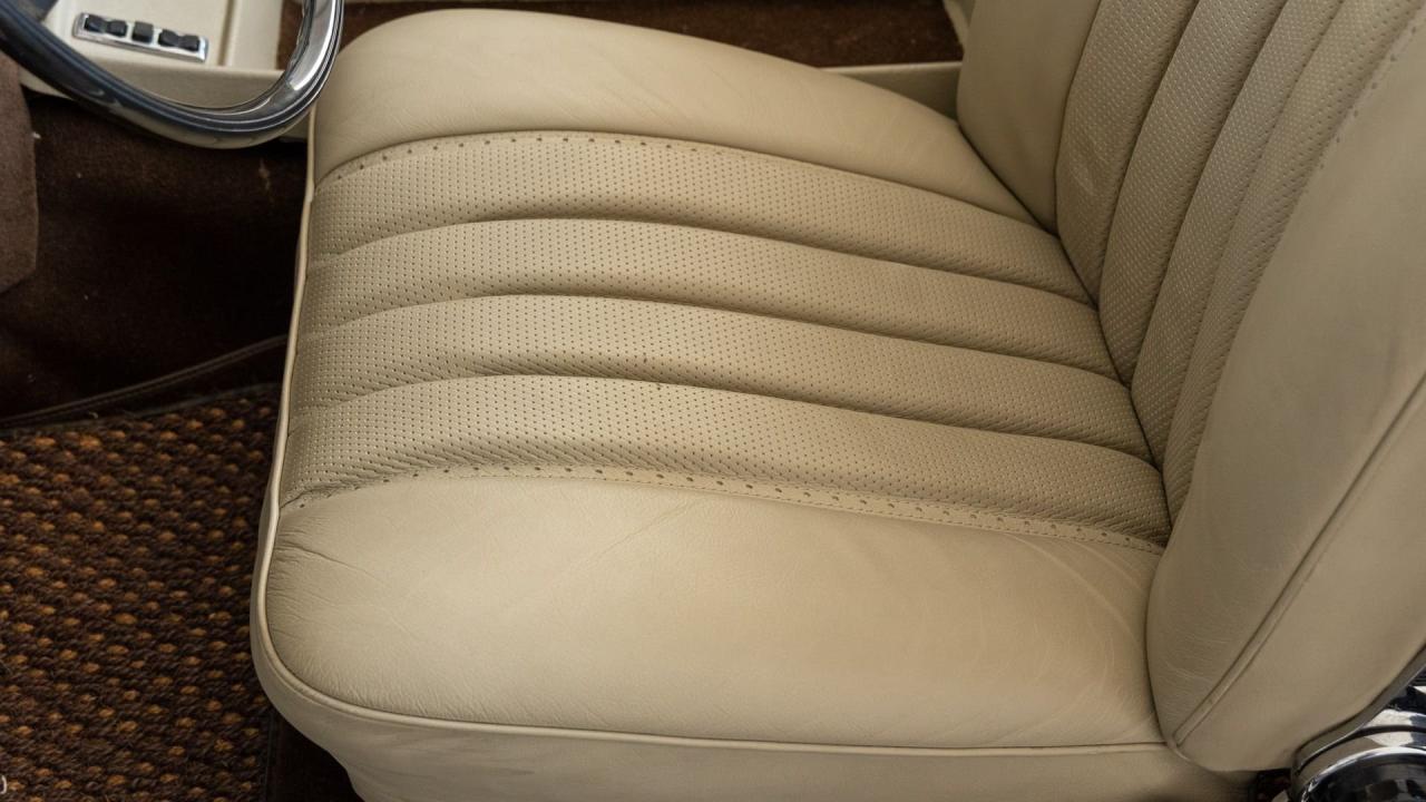 1971 Mercedes - Benz 280 SE 3.5 CABRIOLET