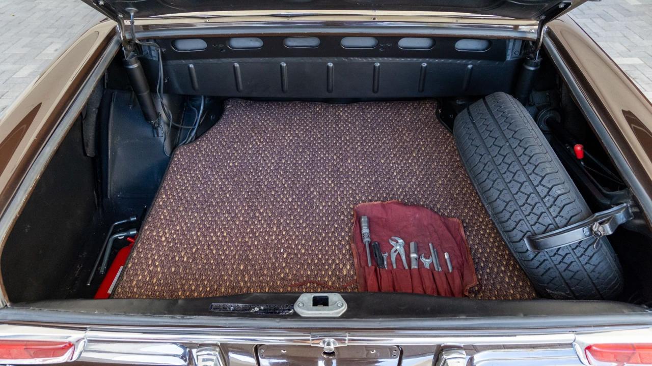 1971 Mercedes - Benz 280 SE 3.5 CABRIOLET