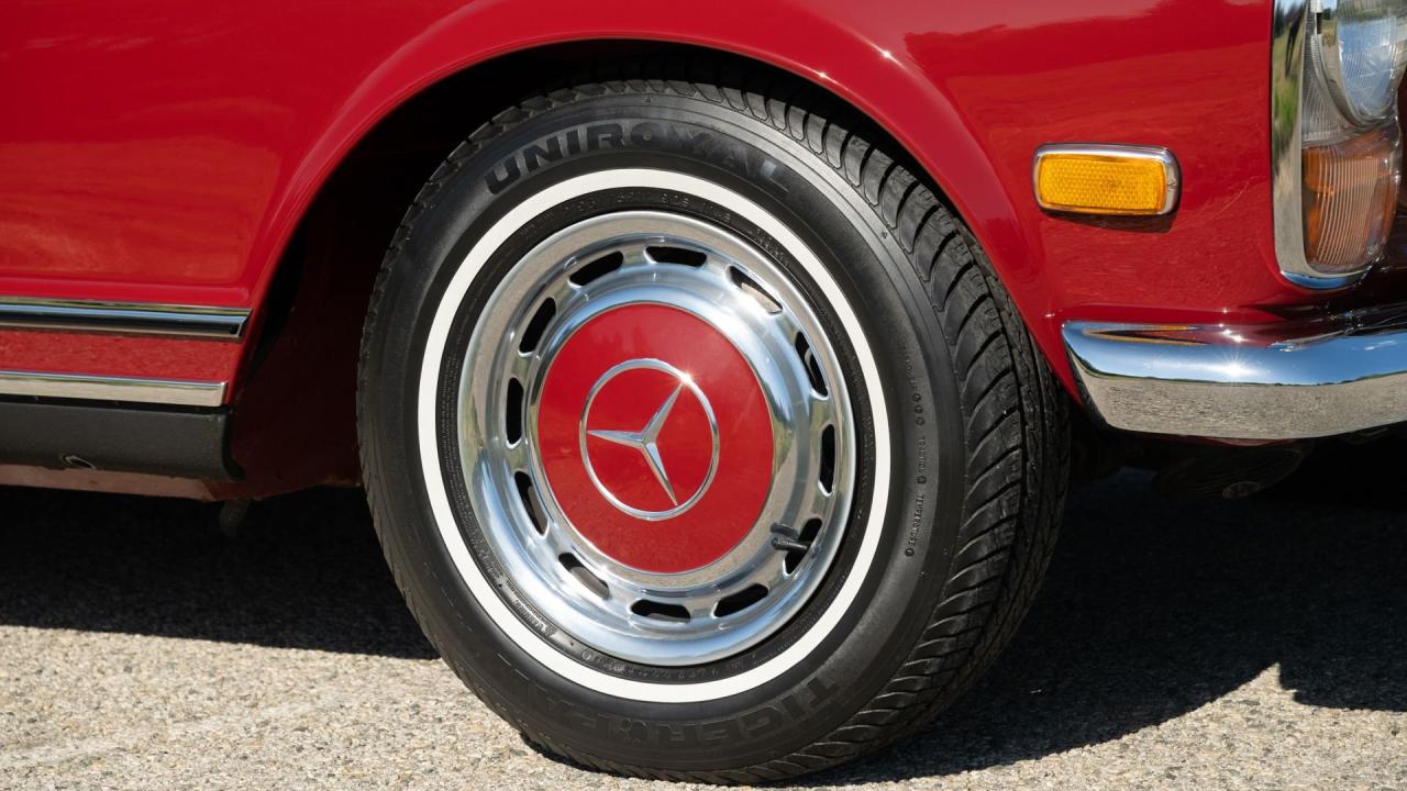 1970 Mercedes - Benz 280 SL Pagoda
