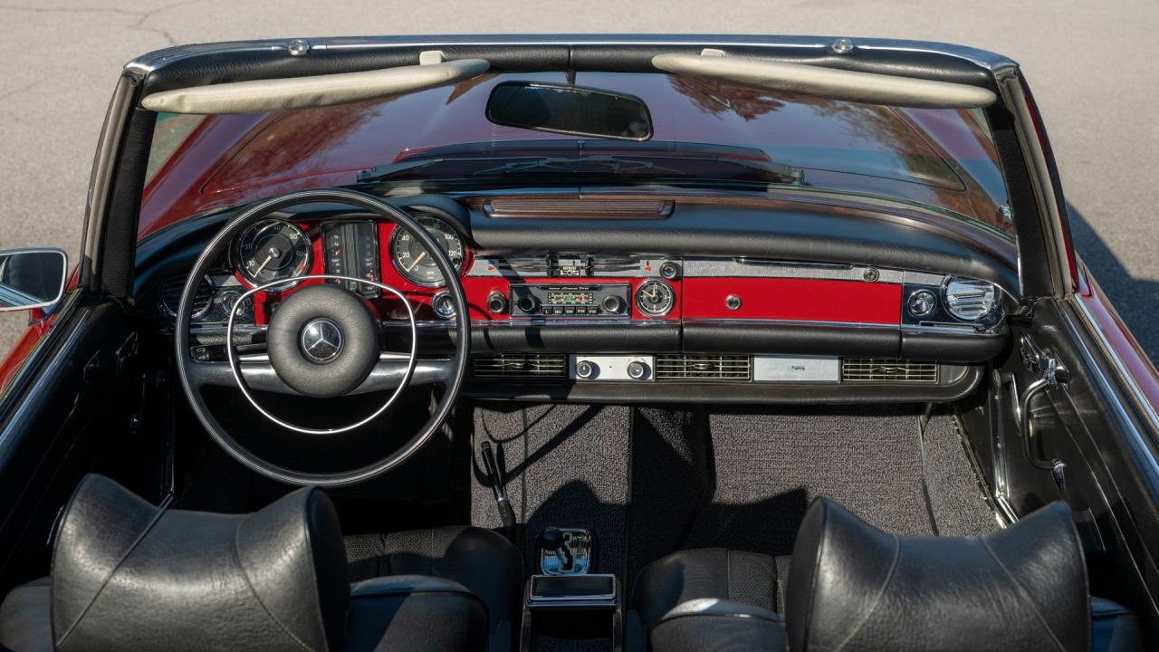 1970 Mercedes - Benz 280 SL Pagoda