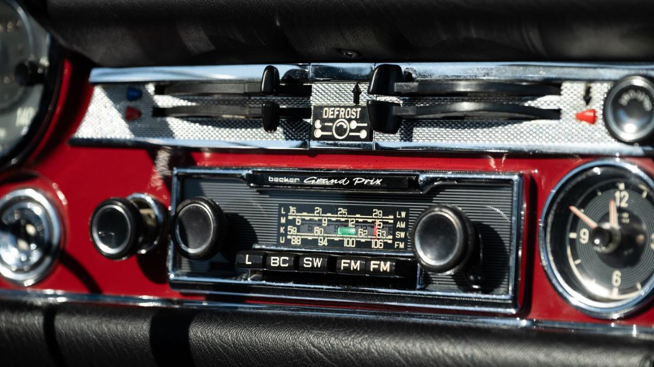 1970 Mercedes - Benz 280 SL Pagoda