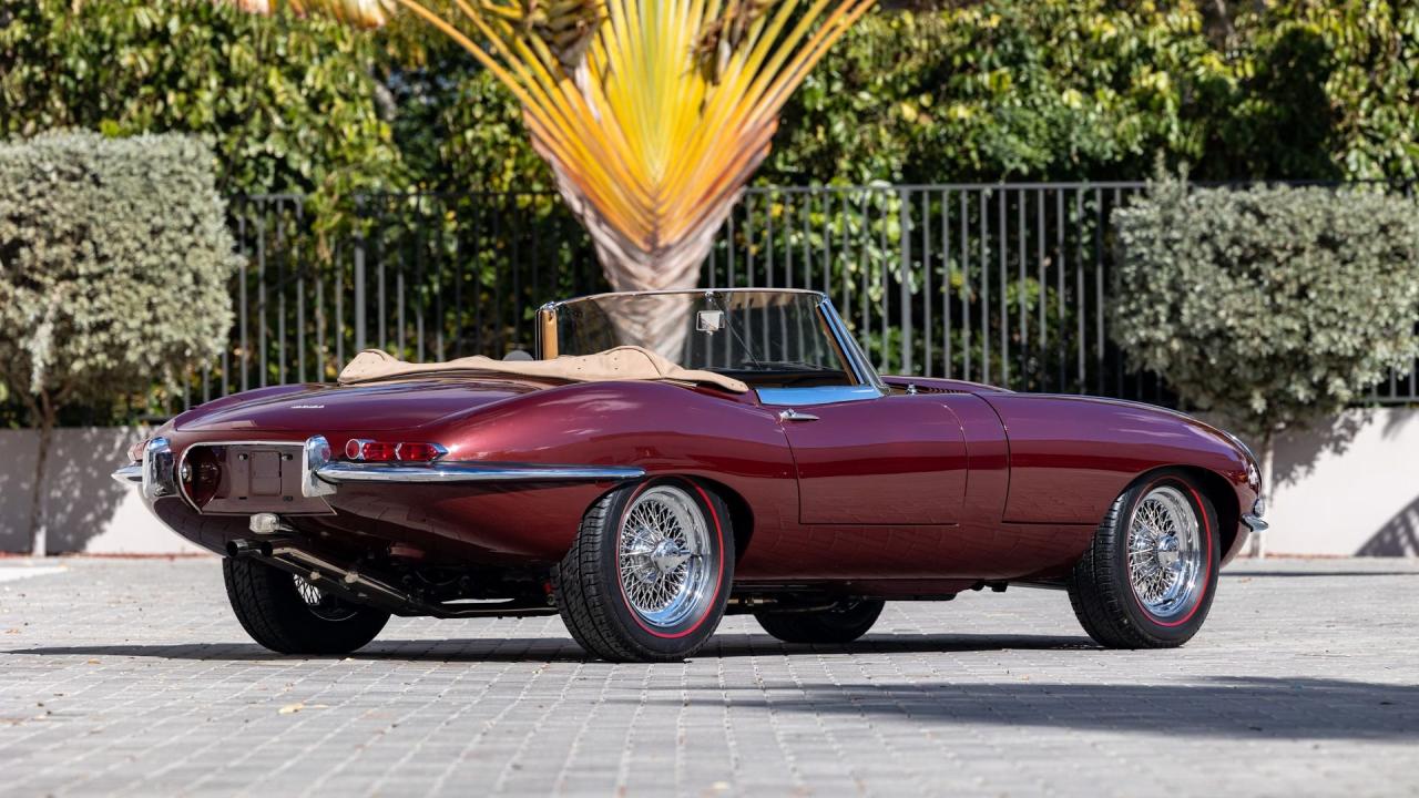 1963 Jaguar E-Type Series 1 3.8 Roadster