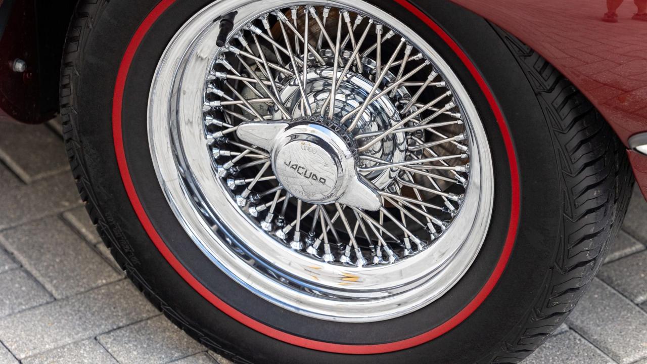 1963 Jaguar E-Type Series 1 3.8 Roadster