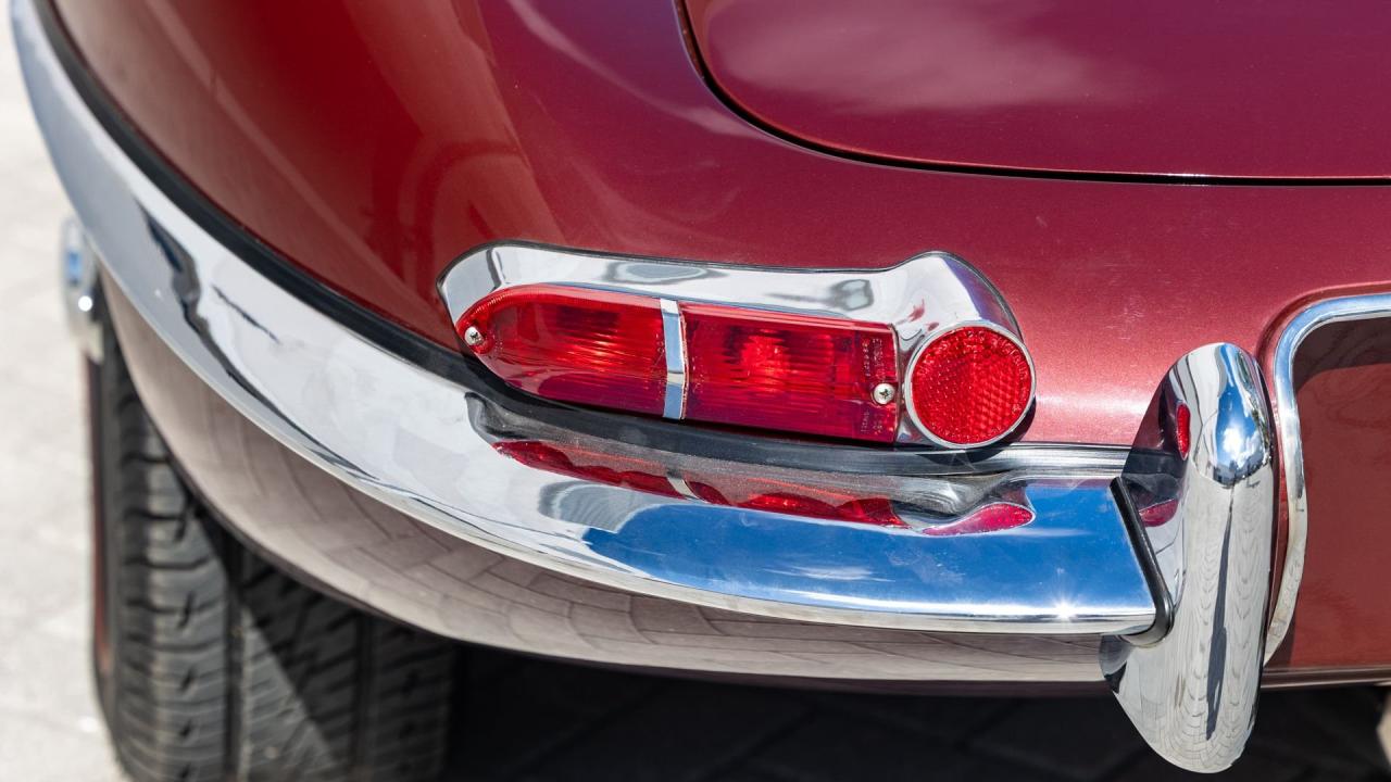 1963 Jaguar E-Type Series 1 3.8 Roadster