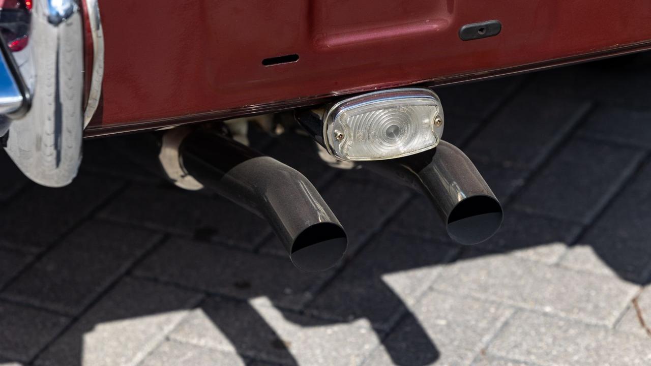 1963 Jaguar E-Type Series 1 3.8 Roadster